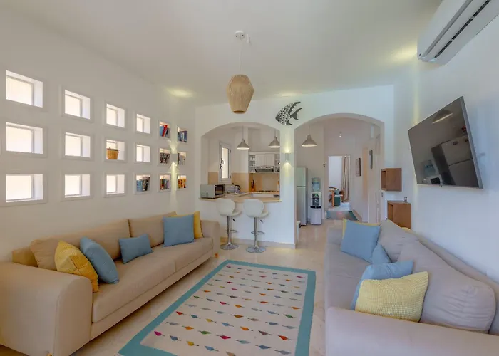 Charming With Pool In Prime Location * Hurghada