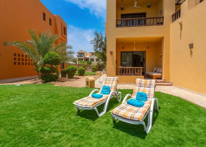 Charming With Pool In Prime Location * Hurghada